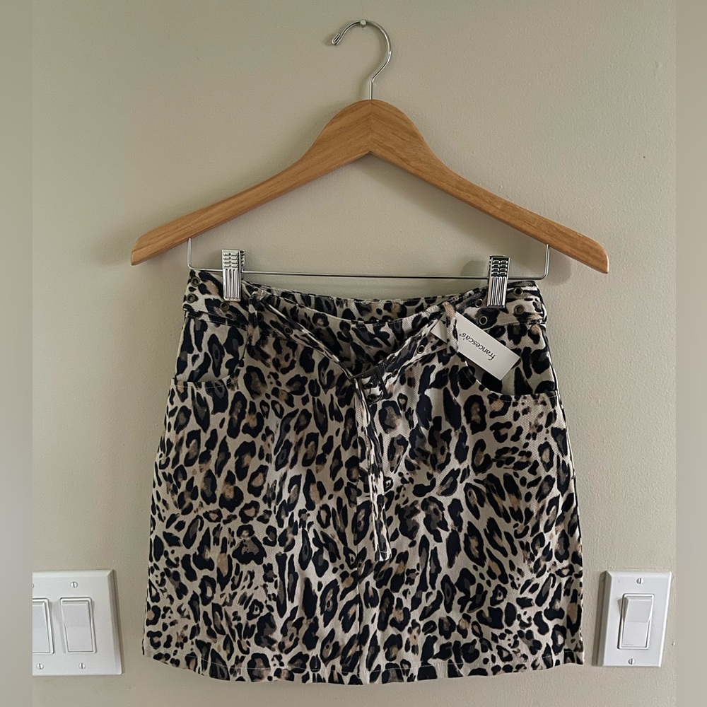 NWT Francesca’s Leopard Print Mini Skirt!